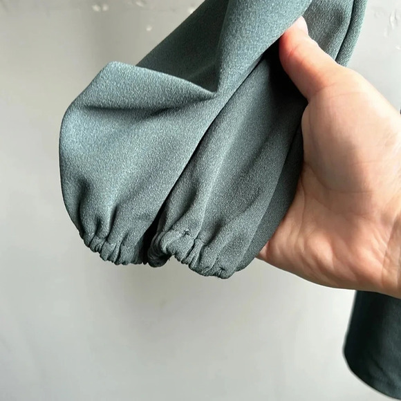 Romeo & Juliet Couture Green Open Shoulder Dress | Green Open Shoulder Dress - Picture 7 of 10